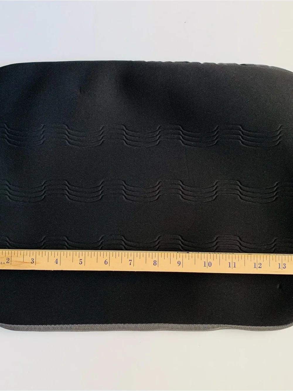 Targus Neoprene Portable Laptop Case With Zipper - Fits Most Up To 15.6” Display